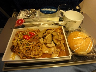 かなりいまいちな機内食です