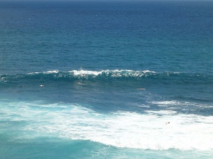 オンショアだし満潮だしで全然ダメなウルワツです