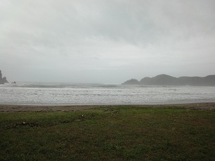 普段はウネリが入らない弓ヶ浜