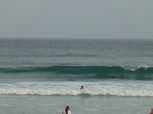 台風ウネリ？風波？