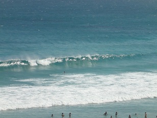 どかんとサイズアップの多々戸浜