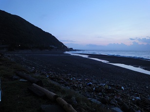 サーフィンポイント尾崎の風景その２