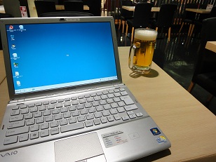 関空でチェックインがすんだらビールでしょ