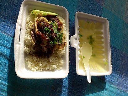 カオマンガイ、蒸し鶏ご飯