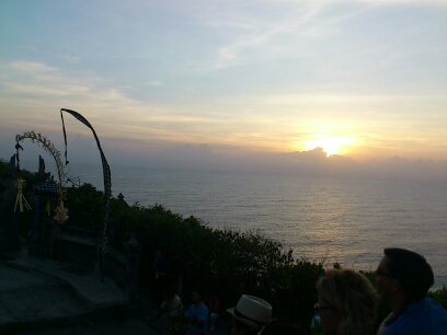 ウルワツ寺院から眺める夕日