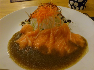 サーモンカルパッチョ