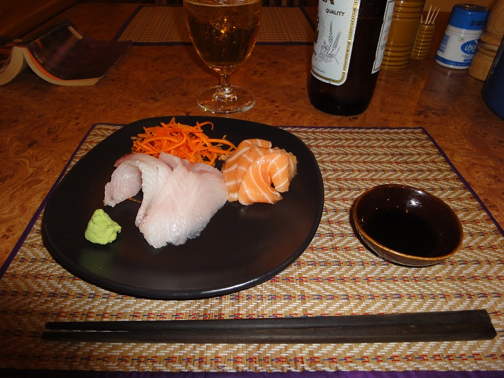 マナガツオとトロサーモンのお刺身