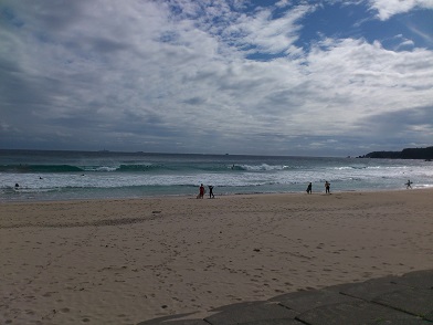 台風うねり直前の手ごろサイズの多々戸