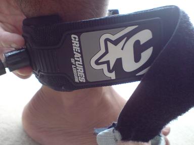 クルブシが基本ですが、特に決まりはありません