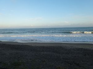 部原メインサーフィンポイント正面